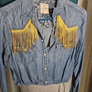American Eagle Outfitters Blue Denim Crop Top with Yellow Fringe (9)